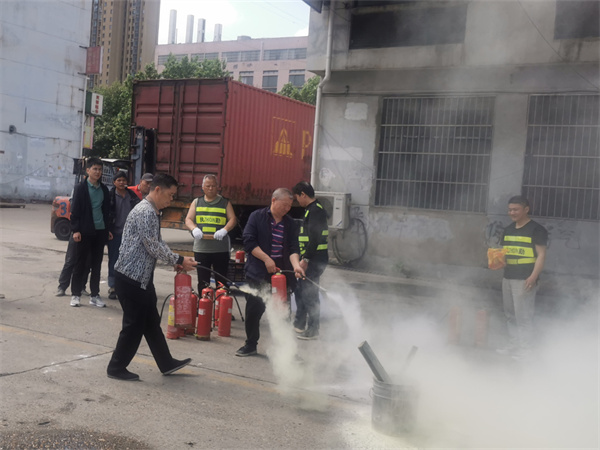 银燕物流基地开展消防演习， 筑牢安全防线